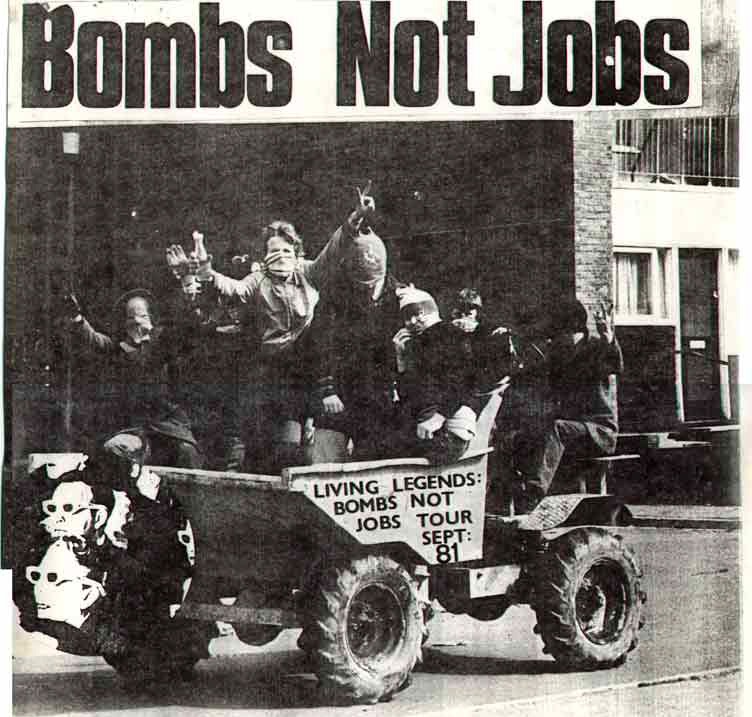 BONE, Ian. BOMBS NOT JOBS, cartaz de toun&eacute;e da banda Living Legends/tour poster, Setembro/September 1981.