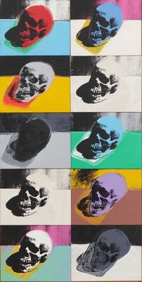 WARHOL, Andy. Skulls, 10 parts, cada painel/each panel: 38 x 48.2 cm, instalação/overall installation: 190,5 x 48.2 cm, 1976